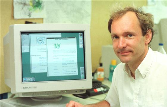 Image de https://cds.cern.ch/images/CERN-GE-9407011-31 représentant Time Berners-Lee en 1994